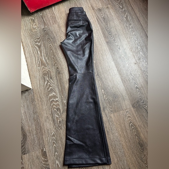 Spanx Leather-Like Flare Pants XS NWT! - Picture 13 of 13